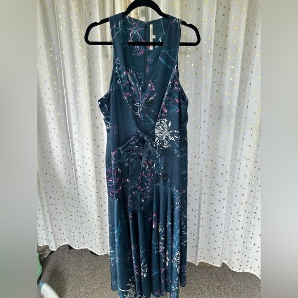 Rachel Roy Floral V Neck Front Tie Flowy Flounced Hem Gorgeous Midi Dress 16 - Picture 2 of 6